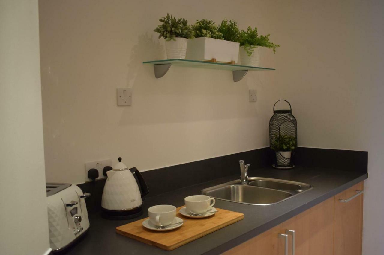 Luxury 2 Bed Apartment Witney Esterno foto