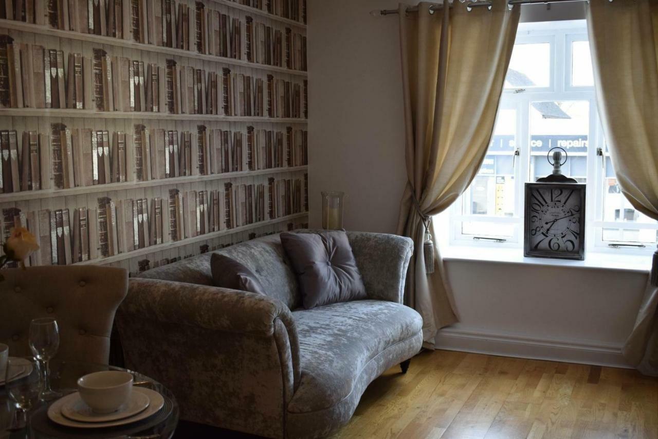 Luxury 2 Bed Apartment Witney Esterno foto